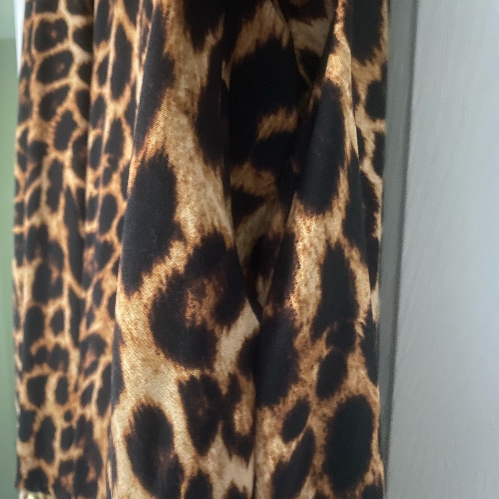Agnes & Dora Leopard Print Dress in Brown and Black - Picture 4 of 7
